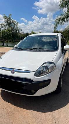 FIAT PUNTO 1.4 ATTRACTIVE 8V FLEX 4P MANUAL